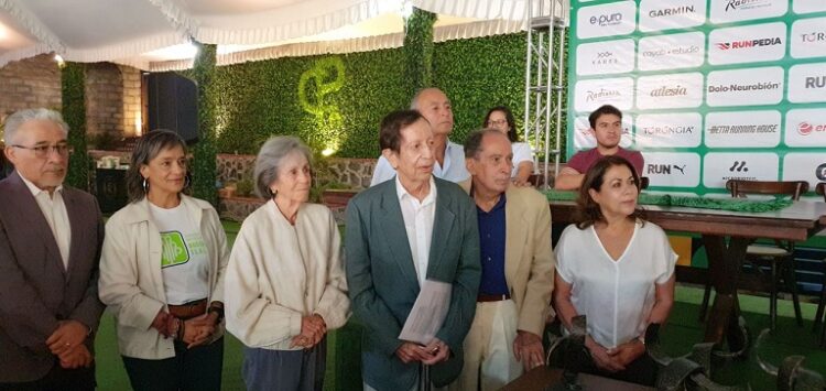 Con números agotados largara la 42 Carrera del Día del Padre 21 K, que homenajeó a quienes fundaron en 1981