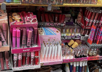 Comerciantes en pequeño no pueden competir con productos chinos: Concomercio