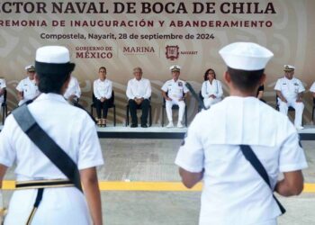 Se despide AMLO con la inauguración de la zona naval en Boca del Río, Veracruz