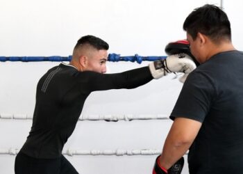 Juan Elegante Martínez. Otra presentación estelar de boxeo