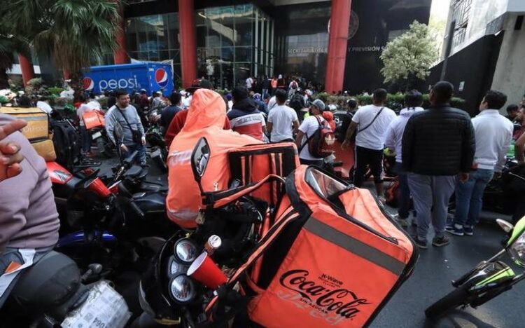 Diputados locales llegan a un acuerdo crear una iniciativa con justicia social para repartidores de aplicación