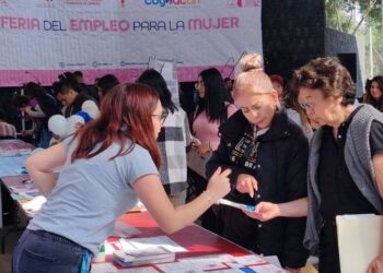 Inauguran la Feria del Empleo para la mujer en Coyoacán