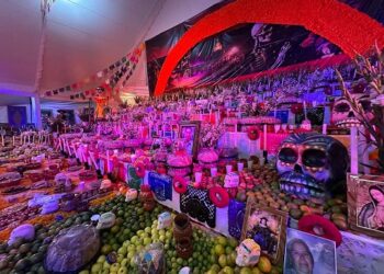 Ofrenda monumental de Día de Muertos en Mixquic rompe Récord Guinness