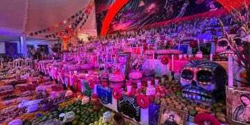 Ofrenda monumental de Día de Muertos en Mixquic rompe Récord Guinness