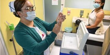 Participa el IMSS con más de 391 mil biológicos en la Campaña de Vacunación contra el VPH