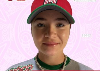 EDITH De Leija es Galardonada con el Trofeo Luchador OLMECA 2024