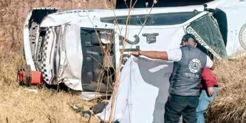 Fallecen dos elementos de la Guardia Nacional en un accidente carretero