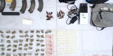 Tres Distribuidores de Droga Fuertemente Armados en el Centro de la Capital: SSC