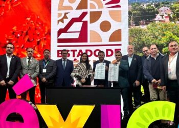 Edomex y España firman convenio de hermanamiento de Pueblos Mágicos en la Fitur 2025