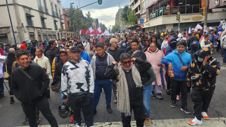 Con un gran entusiasmo, Comerciantes del Centro Histórico apoyan a la presidenta