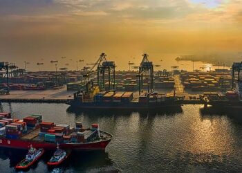 EU presiona a México para que le imponga aranceles a China