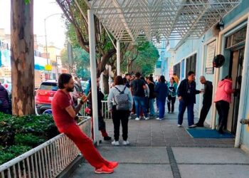 A tres meses del conflicto en el Sanatorio Trinidad, trabajadores siguen sin pagos ni solución