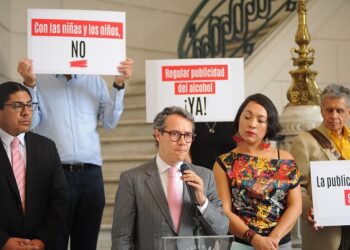 Una vida saludable el mejor regalo en el Día del Niño: OSC