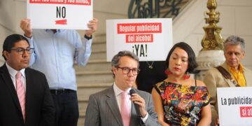 Una vida saludable el mejor regalo en el Día del Niño: OSC