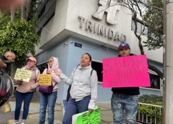 Nueva protesta de ex trabajadores del Sanatorio Trinidad, a quienes corrieron por exigir sus derechos