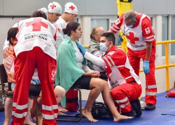 Cruz Roja Mexicana promueve prevención de ahogamientos con simulacro de rescate acuático