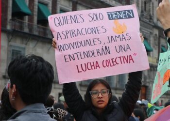 Gobierno de Sheinbaum ignora a estudiantes de Oaxaca; anuncian más protestas