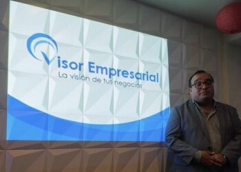 Más allá del algoritmo: El valor humano en el monitoreo de medios