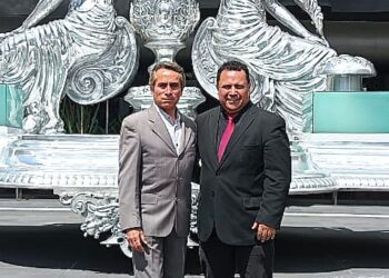 Entrevista con el Maestro Omar Alcántara Barrera, creador de la Cumbre Mundial del Conocimiento