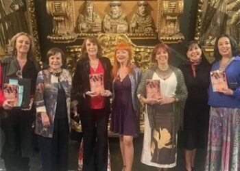 Mujeres que rompen el silencio, Ecos de sur, Juana en el Claustro