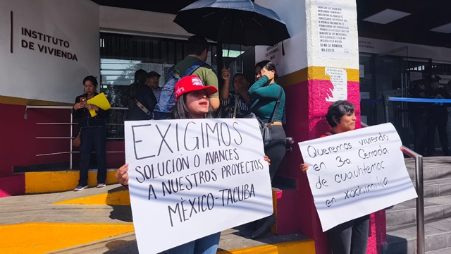 Antorchistas exigen al INVI avances en proyectos de vivienda para familias sin hogar