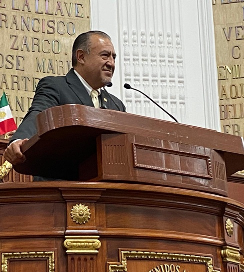 «Oportunidad histórica», certeza jurídica a comercio popular.