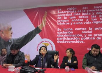 Gloria Brito llama a la conciencia de clase y a la organización popular