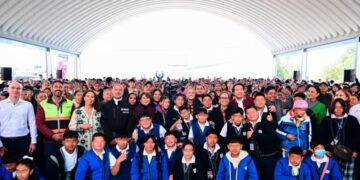Supervisan Delfina Gómez y Claudia Sheinbaum construcción del CBTIS 295 en Ecatepec