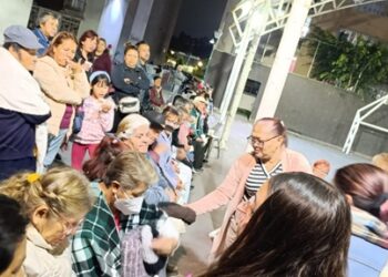 Antorcha apoya a adultos mayores de la Unidad Habitacional Aquiles Córdova Morán