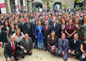 Firman en la CDMX plan contra extorsionadores