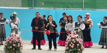 Reconocen el trabajo y la excelencia educativa de la secundaria Antorchista en la GAM, con importante apoyo educativo