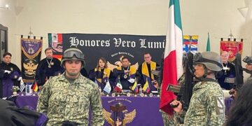 Seis agentes aduanales reciben Doctorado Honoris Causa; Claustro Doctoral Honores Vero Lumine Internacional y AAADAM firman alianza