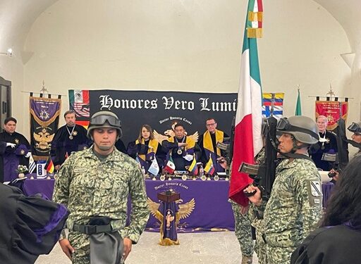 Seis agentes aduanales reciben Doctorado Honoris Causa; Claustro Doctoral Honores Vero Lumine Internacional y AAADAM firman alianza