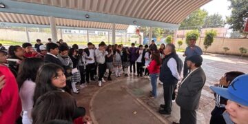 La preparatoria Lázaro Cárdenas, plantel Cuautitlán Izcalli, abre sus puertas y muestra 35 años de experien cia educativa