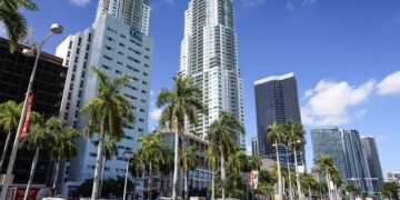 Miami fortalece su atractivo entre inversionistas mexicanos por su crecimiento urbano, plusvalía y proyección internacional