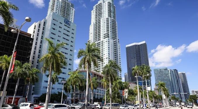 Miami fortalece su atractivo entre inversionistas mexicanos por su crecimiento urbano, plusvalía y proyección internacional
