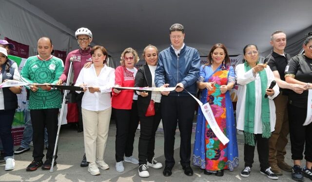 Inauguran la Glorieta mundialista en Insurgentes