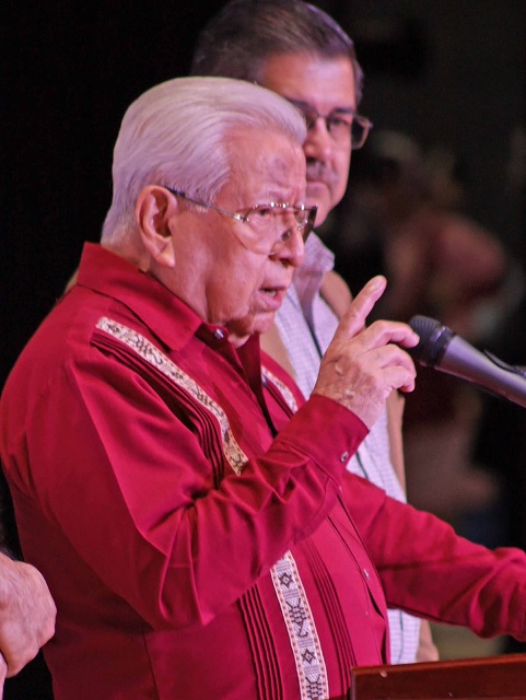 Sólo los pueblos organizados pueden detener el avance del imperialismo: Aquiles Córdova Morán