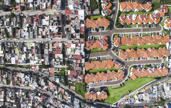 La desigualdad mantiene dividida a la Ciudad de México en dos realidades: Gloria Brito