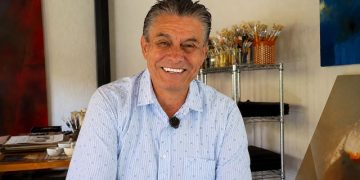 Después de 50 años de pintar, José Luis Bustamante cambia el lenguaje