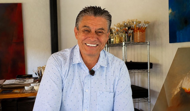 Después de 50 años de pintar, José Luis Bustamante cambia el lenguaje