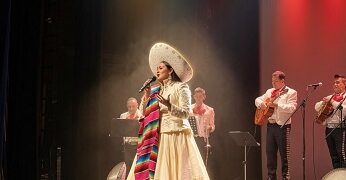 Miriam Solís conquista al público en ESPAÑA !!! con El Lirismo del Mariachi en el Festival Lírico de Ópera de Benicàssim