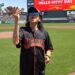 Alex Lora tirará la primera bola en el Oracle Park de San Francisco, EU