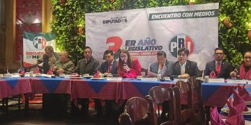 PRI perfila alianza con el PAN y acusa a MC de ser “Morena de closet” en las elecciones de 2027
