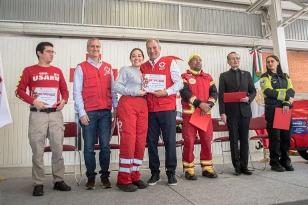 La Cruz Roja Mexicana fortalece capacidades de búsqueda y rescate y certificación internacional de binomios caninos